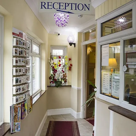 Cricklewood Lodge Hotel-2